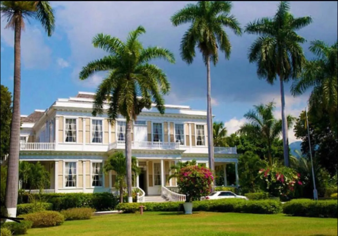 Cozy Central 1-Bed Apartment In Kingston